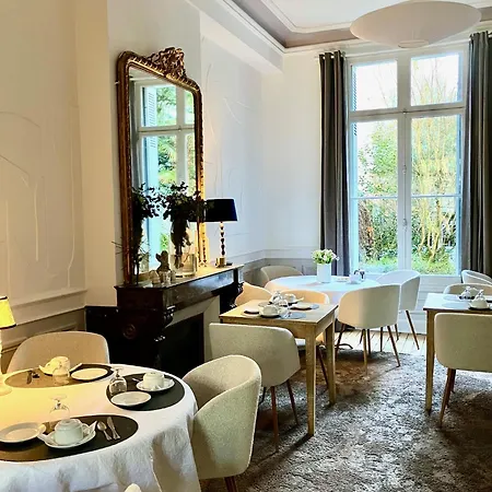 Val De Loire 2* Tours