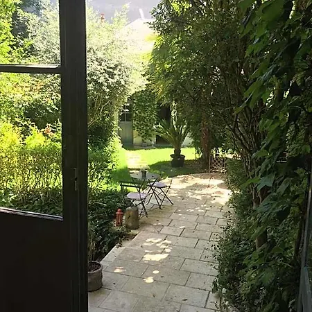 Val De Loire Hotel 2*