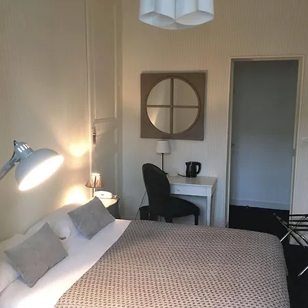 Val De Loire 2* Tours