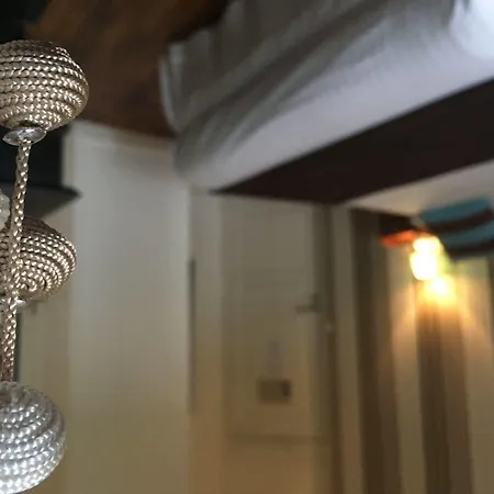 Szálloda Val De Loire 2*