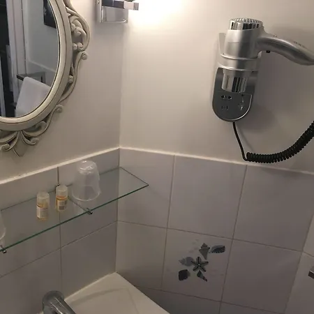 瓦勒德洛尔酒店 图尔