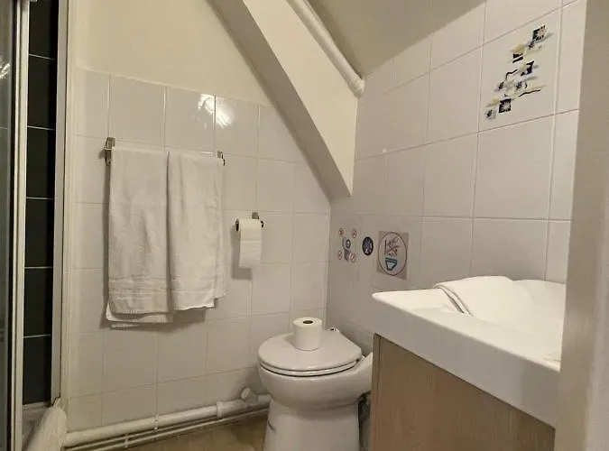 瓦勒德洛尔酒店 酒店