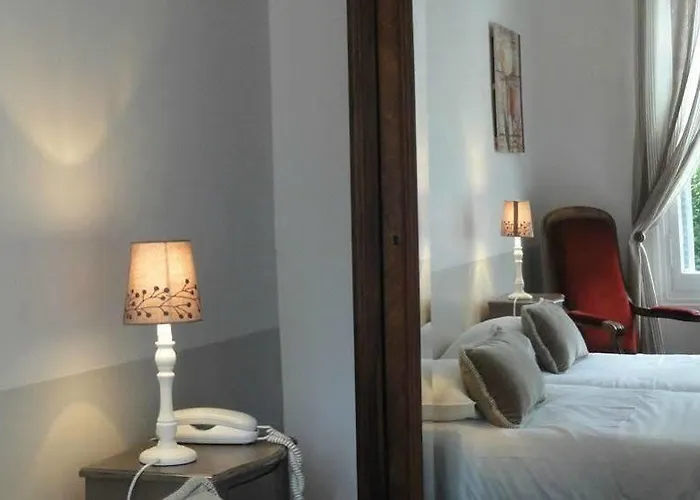 瓦勒德洛尔酒店 图尔