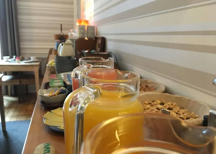 Val De Loire Hotel 2*